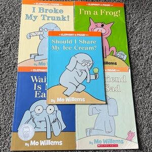 Elephant and Piggie 5 Book Lot by Mo Willems